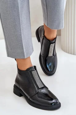 Damskie buty S.Barski Skórzane Lakierowane Niskie Botki Ze Zdobieniem Na Zamek D&A MR880-142 Czarne