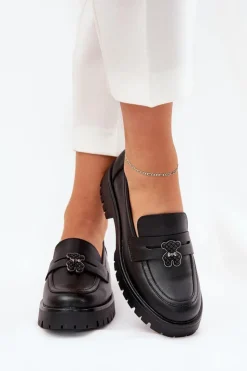 Buty damskie Vinceza Loafersy Damskie|Mokasyny Płaskie*Skórzane Mokasyny Damskie Z Przypinką Miś Vinceza 18109 Czarne