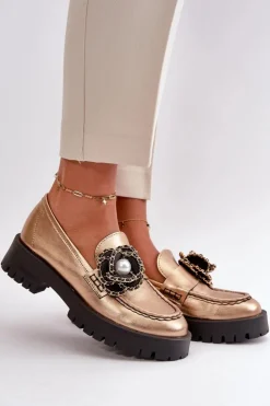 Outlet CheBello Skórzane Mokasyny Damskie Ozdobione Kwiatkiem Złote 4520