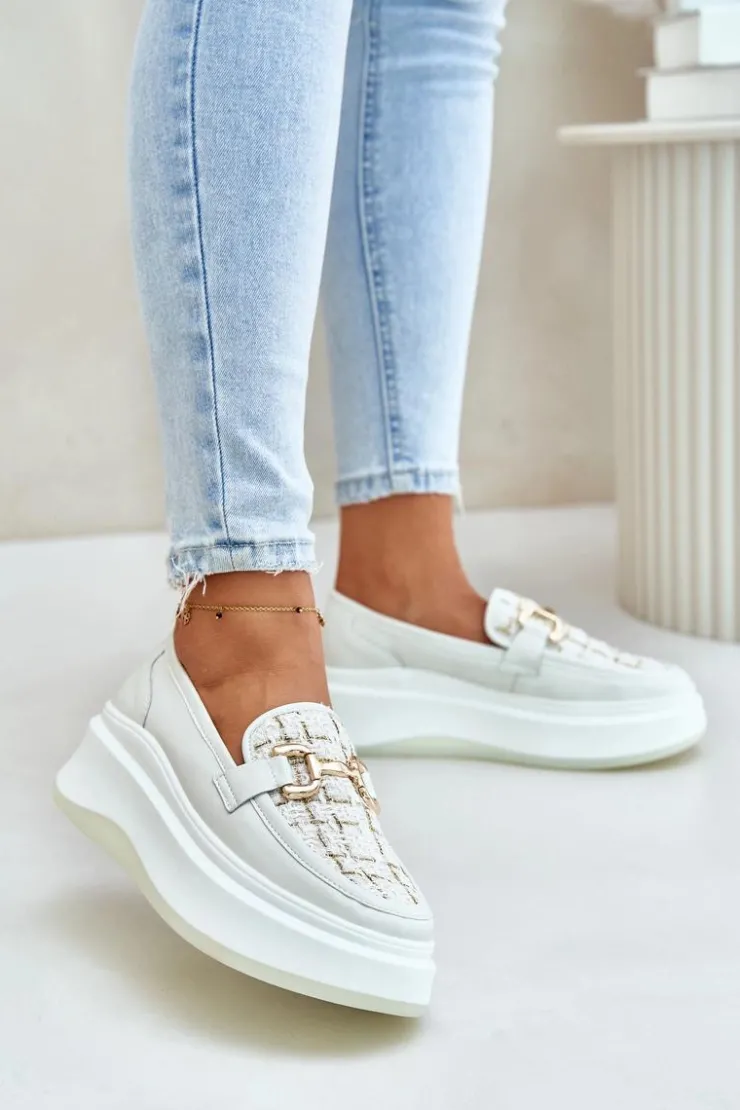 Buty damskie Vinceza Loafersy Damskie*Skórzane Mokasyny Damskie Na Platformie Ze Złotą Ozdobą Vinceza 89105 Jasnobeżowe Beżowy