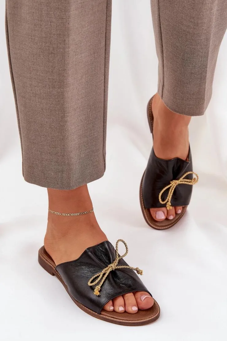 Hot Boto Skórzane Płaskie Eleganckie Klapki Z Kokardką Lewski 3572 Czarne Czarny