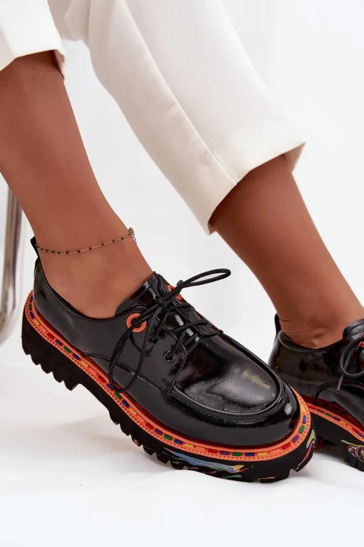 Best Artiker Skórzane Półbuty Damskie Lakierowane 57C0176 Czarne