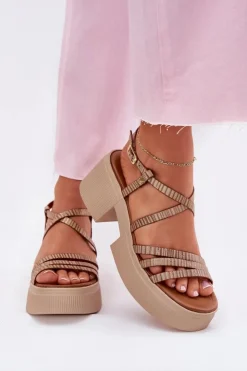 Outlet Maciejka Skórzane Sandały Damskie 06990-25 Złote Złoty