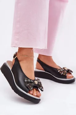 Discount Zazoo Skórzane Sandały Damskie Na Koturnie Z Kokardą 1882 Czarne Czarny