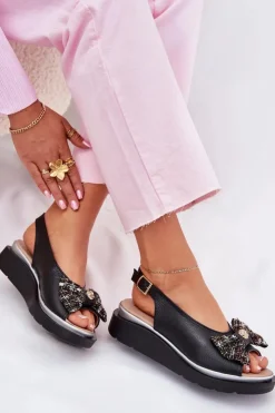 Discount Zazoo Skórzane Sandały Damskie Na Koturnie Z Kokardą 1882 Czarne Czarny