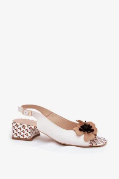 Clearance Laura Messi Skórzane Sandały Damskie Na Klocku Z Ozdobnym Kwiatem 2973 Białe Biały