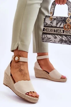 Discount Evento Skórzane Sandały Na Koturnie Comfort Shoe Beżowe Verola