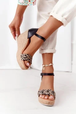 New Maciejka Skórzane Sandały Na Koturnie L4869-01 Czarne