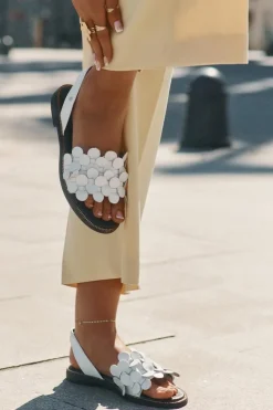 Clearance Zazoo Skórzane Sandały Na Płaskim Obcasie 40425 Białe Biały