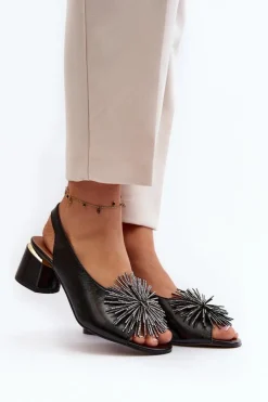 Sale Laura Messi Skórzane Sandały Z Ozdobą 2719 Czarne Czarny