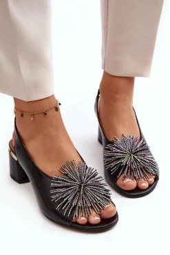 Sale Laura Messi Skórzane Sandały Z Ozdobą 2719 Czarne Czarny