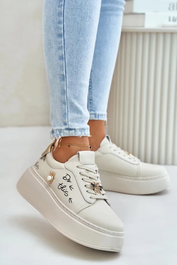 Buty damskie Vinceza Sneakersy Damskie*Skórzane Sneakersy Damskie Na Platformie Z Przypinkami I Napisem Vinceza 89102 Beżowe Beżowy