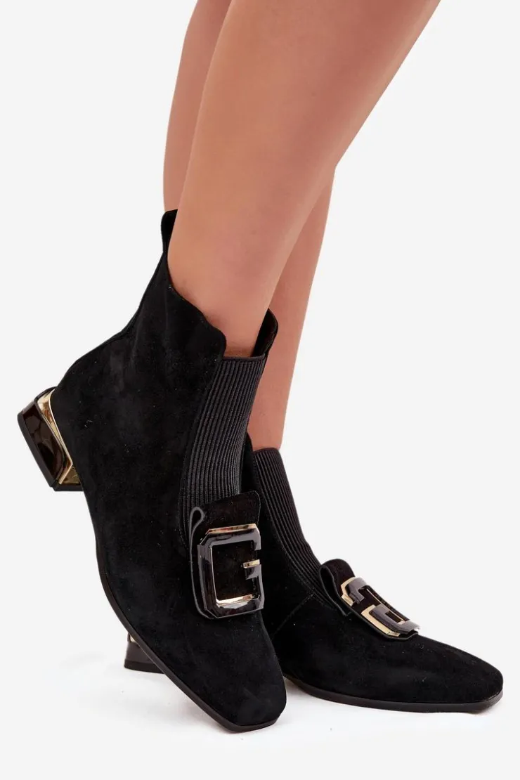 Discount D&A Skórzane Zamszowe Botki Damskie Na Niskim Obcasie Z Ozdobą MR52-217 Czarne Czarny