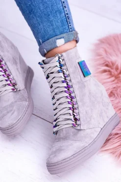 Boto Sneakersy Damskie*Sneakersy damskie Lu Boo Szare Zamszowe z Opalizującymi Łańcuchami Monica