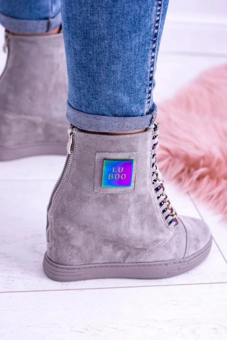 Boto Sneakersy Damskie*Sneakersy damskie Lu Boo Szare Zamszowe z Opalizującymi Łańcuchami Monica