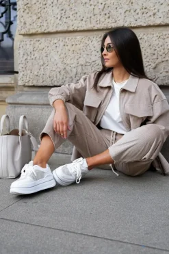 Online Boto Sneakersy Damskie Ze Wzorem Białe Fenarra Biały