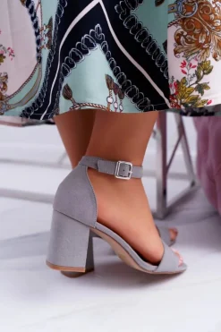 Damskie Buty damskie Vinceza Szare Damskie Sandały Na Słupku Zamsz NewGenua