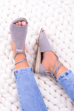 Online Boto Szare Zamszowe Sandały na Lekkim koturnie Espanoso