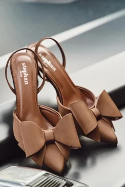 Damskie Boto Szpilki Z Odkrytymi Piętami I Kokardką Brązowe Eklevia