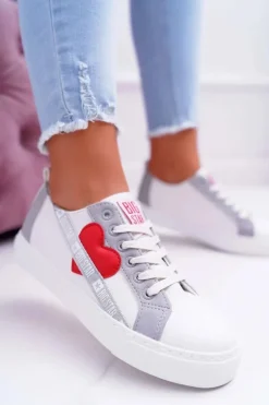 Online Big Star Shoes Trampki Damskie Big Star Białe z Sercem EE274257
