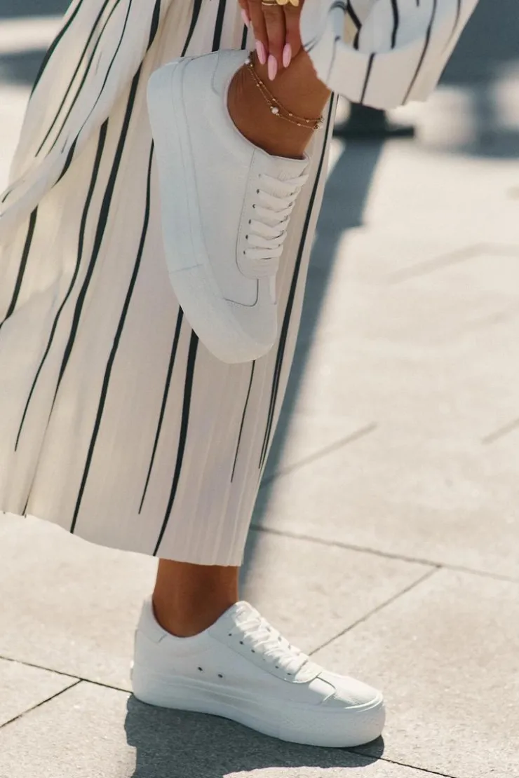 Outlet Big Star Shoes Trampki Damskie Na Platformie Big Star RR274337 Białe