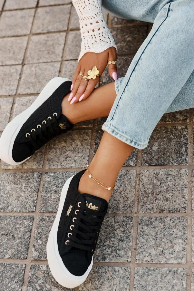 Discount Lee Cooper Trampki Damskie Z Koronką LCW-25-31-3439L Czarne Czarny