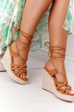 Best Boto Wiązane Sandały Na Koturnie Z Plecionką Camel Run The World