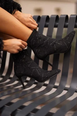 Damskie Boto Wsuwane Zdobione Botki Na Szpilce S.Barski HY42-161 Czarne