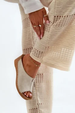 INBLU Klapki Na Koturnie|Klapki Na Obcasie*Wygodne Klapki Damskie Na Koturnie NG000002 Beżowe Beżowy