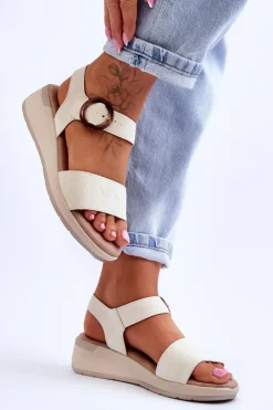 Sale Evento Wygodne Sandały Na Koturnie Beżowe Menaro