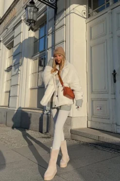 Damskie Big Star Shoes Wysokie Śniegowce Na Platformie Big Star OO274894 Jasnobeżowe