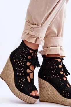 Hot Boto Zamszowe Ażurowe Botki Na Koturnie Czarne Berthe