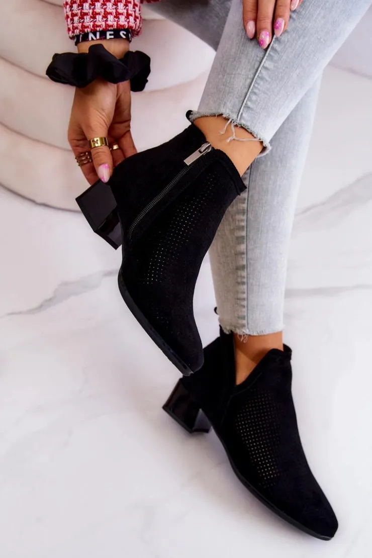 Outlet Buty damskie Vinceza Zamszowe Botki Ażurowe Z Wycięciem Czarne Carine