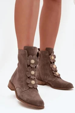 Hot Zazoo Zamszowe Botki Damskie Z Ozdobnymi Kwiatkami 3085 Ciemnobeżowe Beżowy