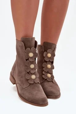 Hot Zazoo Zamszowe Botki Damskie Z Ozdobnymi Kwiatkami 3085 Ciemnobeżowe Beżowy