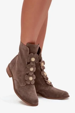 Hot Zazoo Zamszowe Botki Damskie Z Ozdobnymi Kwiatkami 3085 Ciemnobeżowe Beżowy