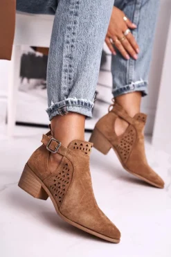 Discount Boto Zamszowe Botki Na Obcasie Z Klamrą Camel Esen