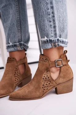 Discount Boto Zamszowe Botki Na Obcasie Z Klamrą Camel Esen