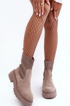 Hot Boto Zamszowe Botki Ze Skarpetą Na Platformie I Płaskim Obcasie Ciemnobeżowe Rewam