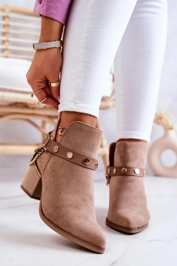 Discount Boto Zamszowe Damskie Botki Z Łańcuszkami Ciemnobeżowe Tracy