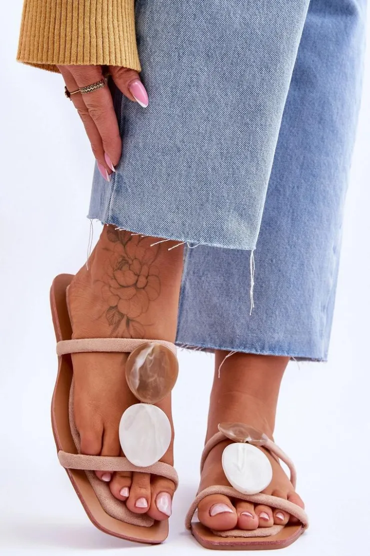 Sale Boto Zamszowe Klapki Z Ozdobami Nude Victoria