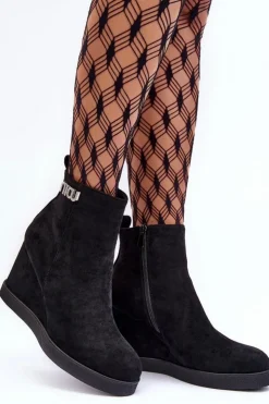 Online Boto Zamszowe Ocieplane Botki Na Koturnie Z Ozdobą Czarne Vere