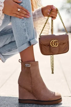 Online Boto Zamszowe Ocieplane Botki Na Koturnie Z Ozdobą Beżowe Vere Beżowy