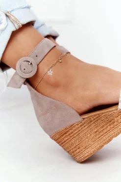 Clearance Maciejka Zamszowe Sandały Na Koturnie 04565-04 Beżowo-Złote