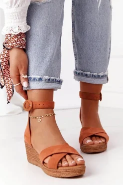 Damskie Maciejka Zamszowe Sandały Na Koturnie 04565-29 Rude