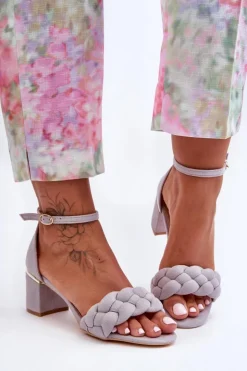 Best Boto Zamszowe Sandały Z Warkoczem Szare Essenza