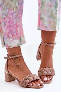 Hot Boto Zamszowe Sandały Z Warkoczem Ciemnobeżowe Essenza