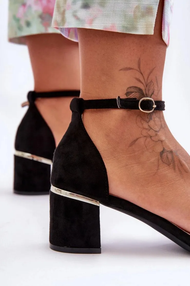 Online Boto Zamszowe Sandały Z Warkoczem Czarne Essenza