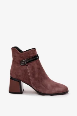 Damskie D&A Zamszowe Skórzane Botki Damskie Na Słupku Z Ozdobnym Paskiem Ocieplane CR52-650 Brązowe