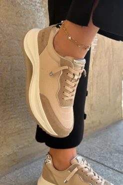 Damskie Big Star Shoes Zamszowe Sneakersy Damskie Na Platformie Big Star RR274A345 HI-POLY SYSTEM Ciemnobeżowe